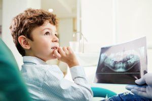 young child visiting an orthodontist 